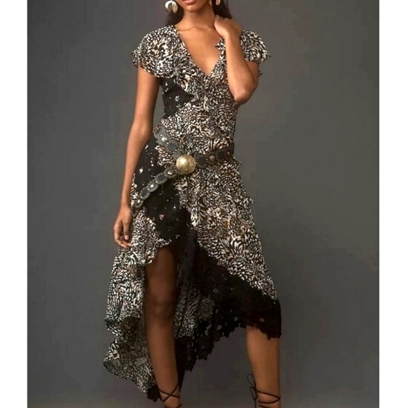 NWT Anthropologie Beautiful Ruffle Lace V neck Dress Size 2 - Picture 1 of 13